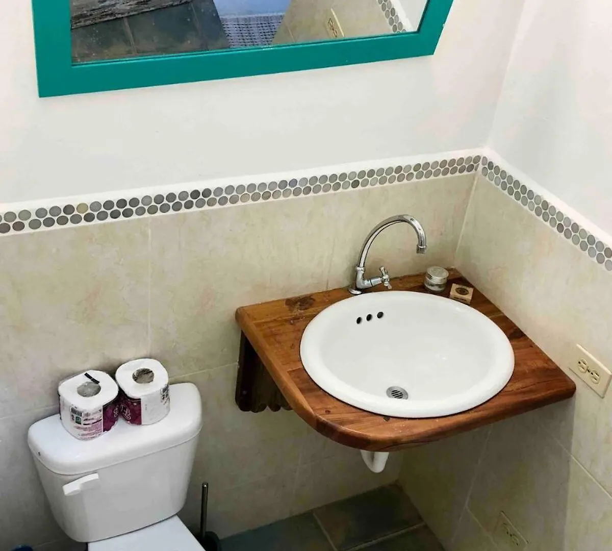 הוילה סן קריסטובל Location Location Location